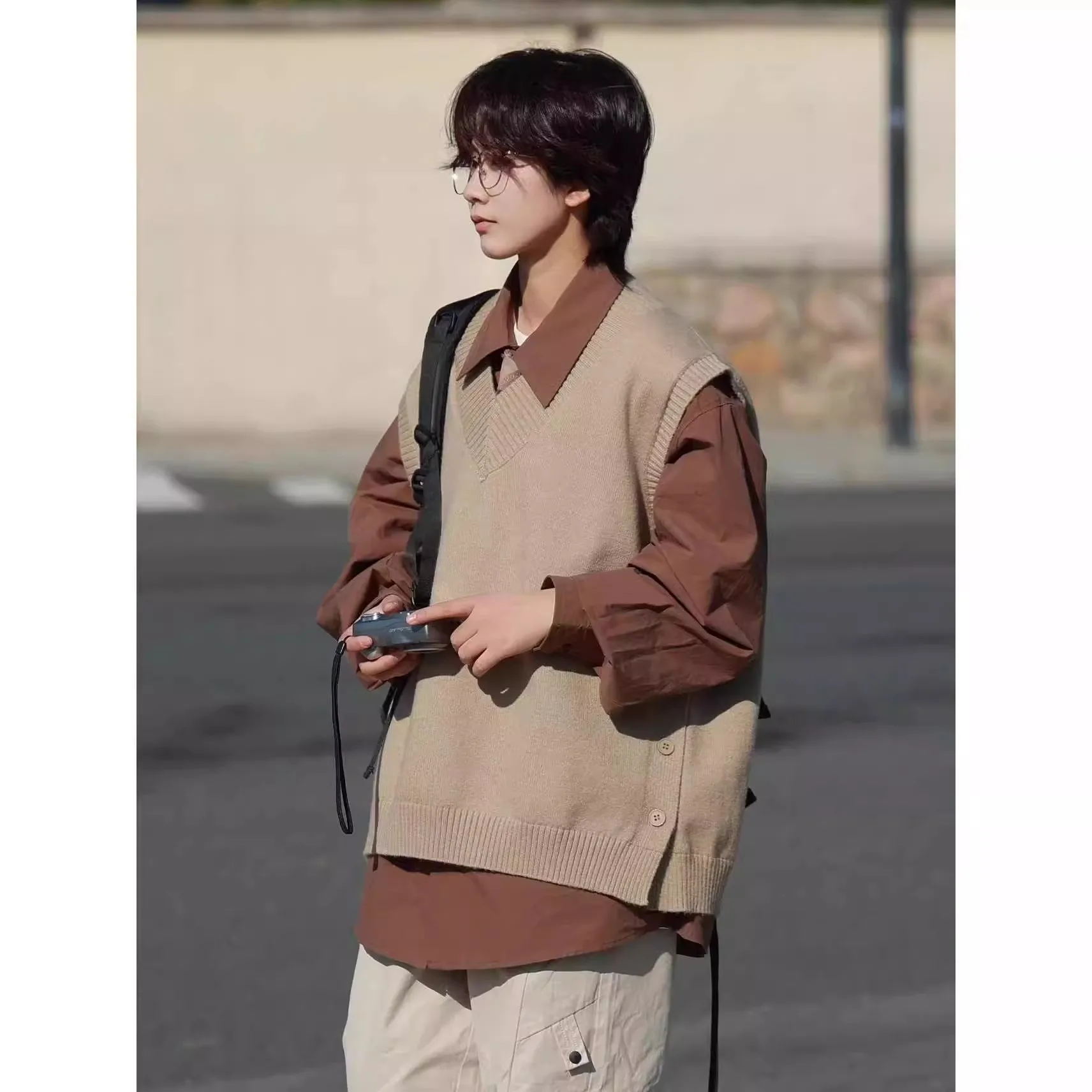 

Мужской вязаный жилет свободного кроя с V-образным вырезом, осенне-зимний, в стиле кэжуал, цвет хаки, без бренда, молодежный, модный