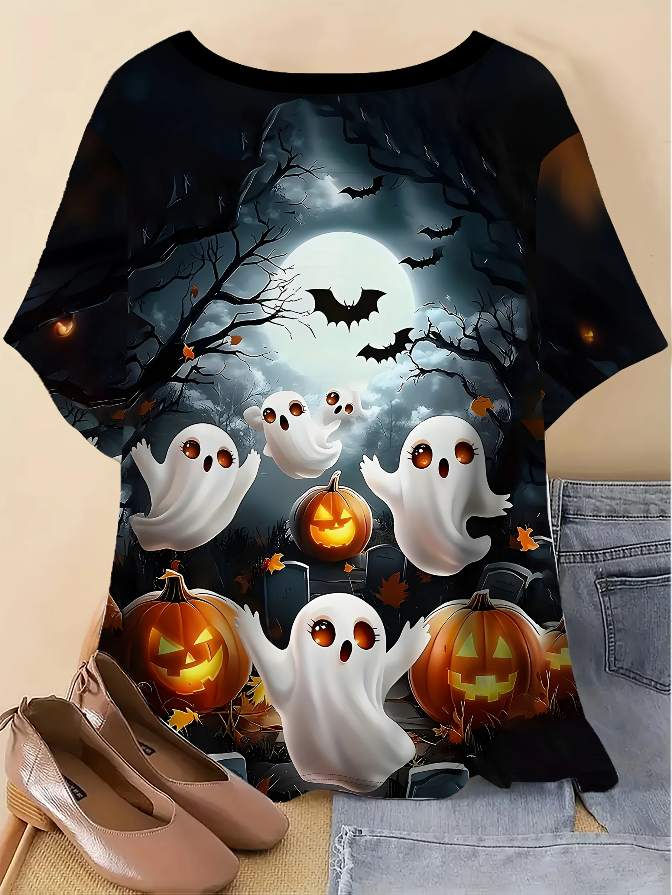 Women Crew Neck Short Sleeve T‑Shirt, Halloween Ghost Pumpkin Bat Moon Graveyard Night Art Graphic Tee