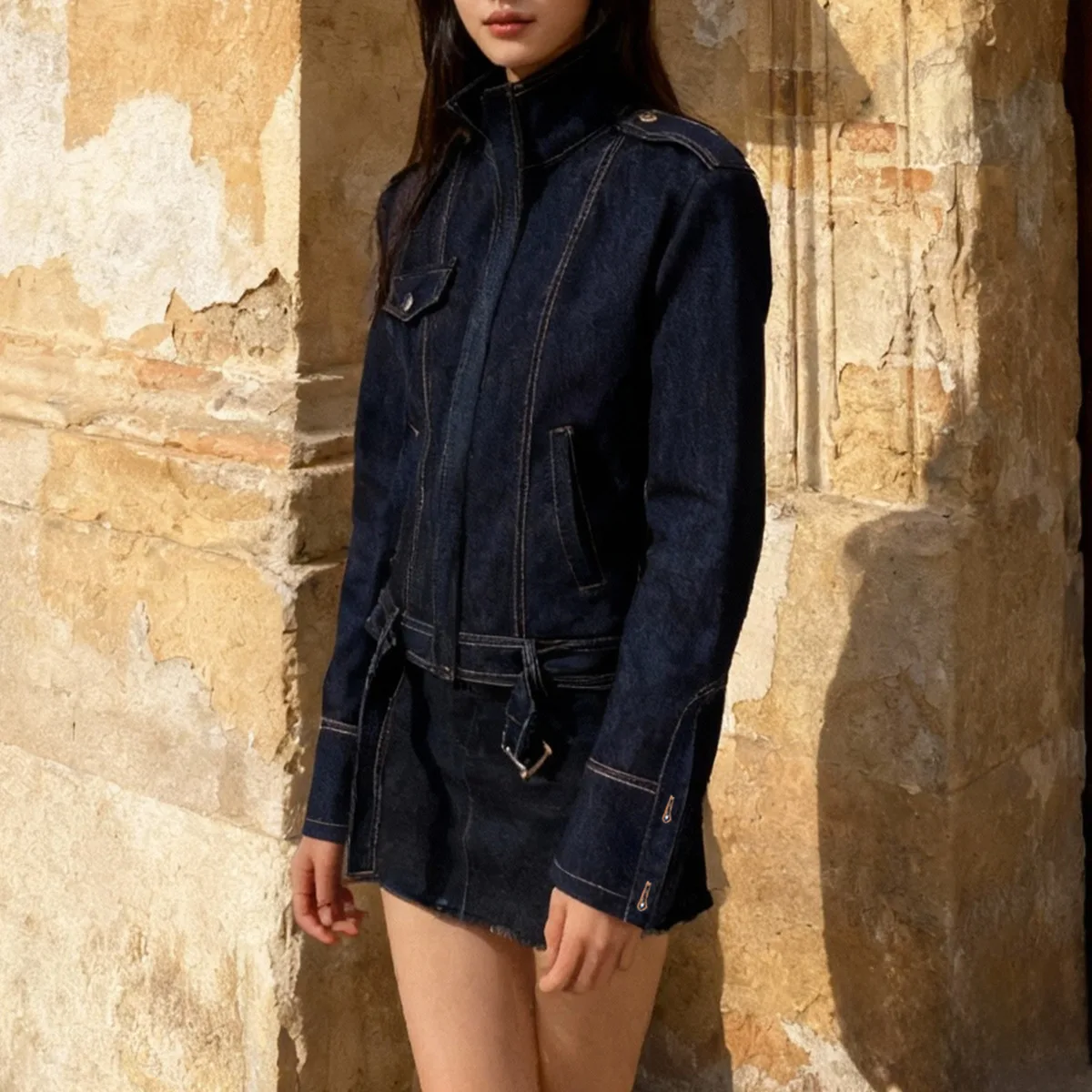 KWTX Damen-Motorradjacke aus marineblauem Denim, Stehkragen, abgeschnitten, tailliert, Vintage, elegant, lässig, Premium 2025, Herbstneu