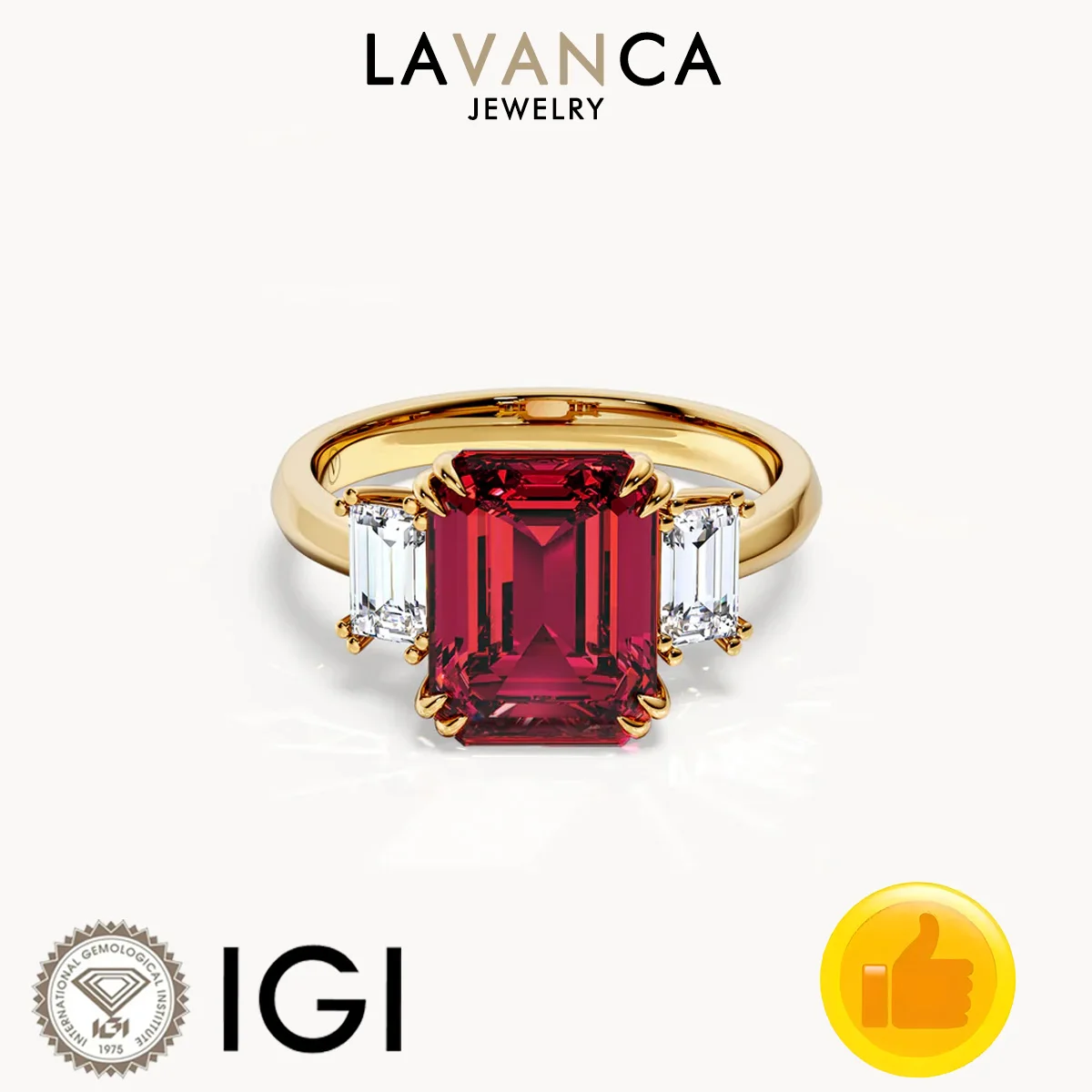 Anillo de Oro Amarillo de 9K/14K/18K con Tres Piedras de Rubí y Diamantes, Rubí de Laboratorio con Corte Esmeralda en el Centro y Diamantes de Laboratorio con Corte Baguette