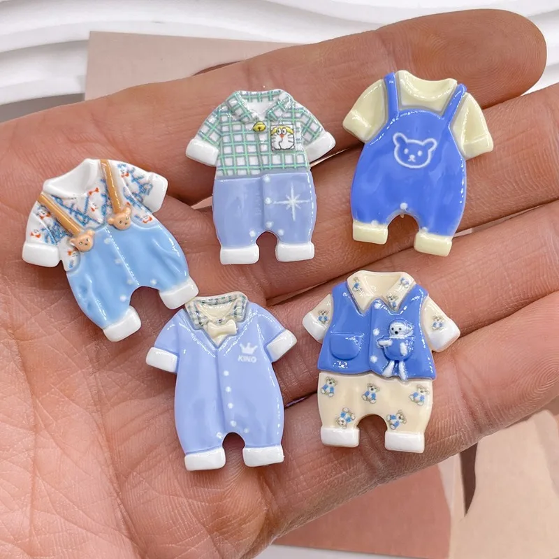Bemalte Harz Kawaii Cartoon Baby Kleidung Flatback Cabochons Harz Teile Handwerk Artikel 5PCS Scrapbook DIY Dekor Zubehör – Detail 5