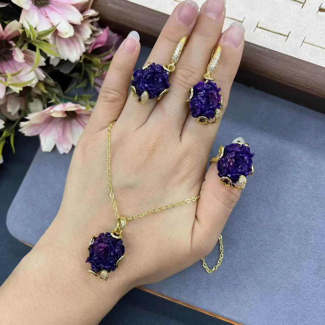 

Ore Internet celebrity noble purple peony suit shell powder pressure retention antique popular pendant necklace earring ring