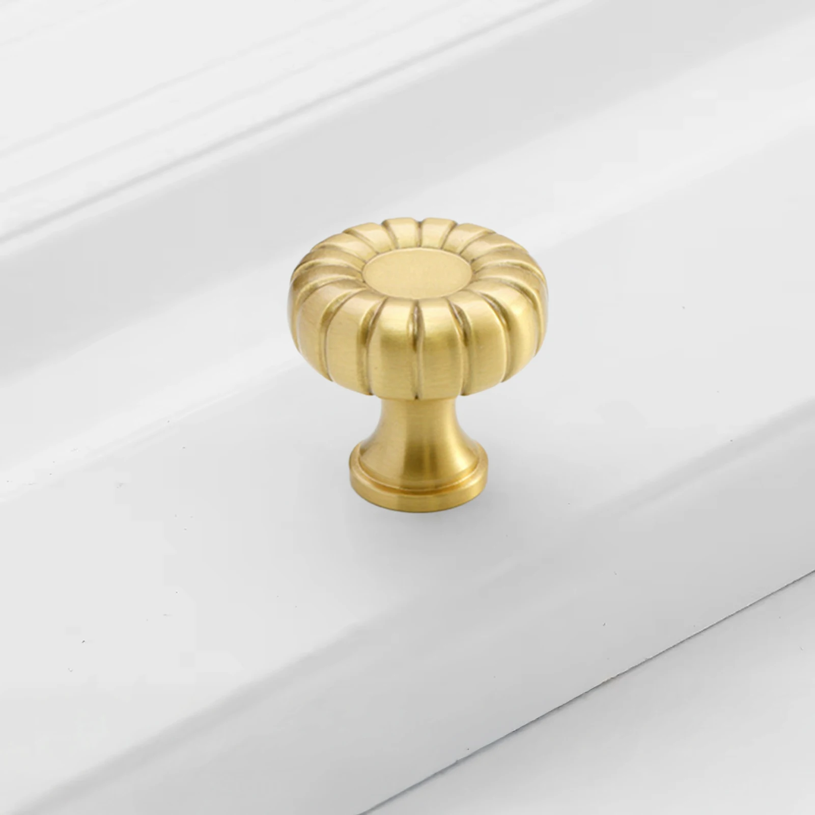 

Латунная ручка-кнопка для шкафа 80мм 100мм 120мм, одноточечная, для выдвижных ящиков, для гардероба, мебельная фурнитура, легкий люкс, французский стиль