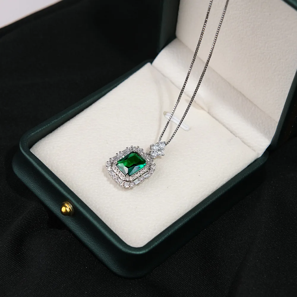 925 Sterling Silver Light Luxury Green Square Zircon Necklace Birthday Anniversary Wedding Party Gift