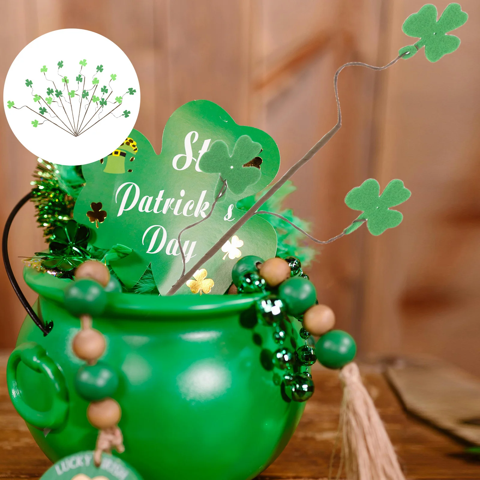 

20pcs Artificial Shamrock Bouquet Felt Green Shamrock Stems Fake Floral Picks For St Patrick Day Decor Home Party Centerpiece