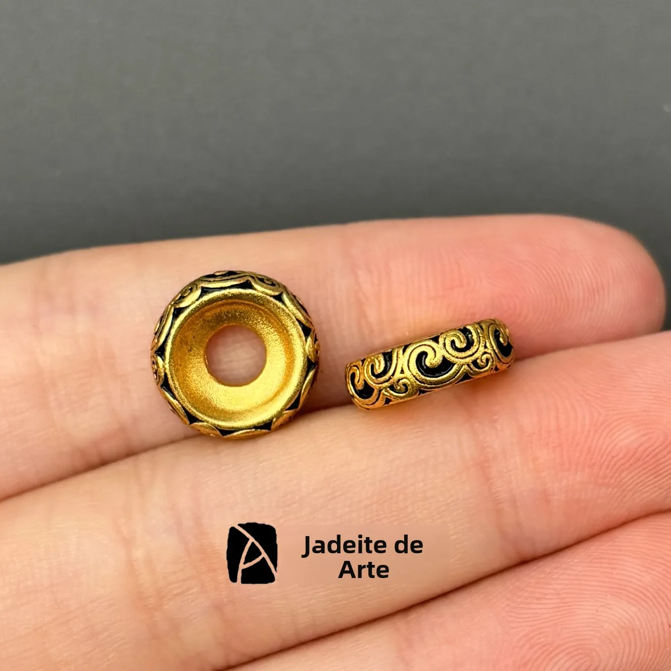 espacador-de-anel-e-pulseira-com-padrao-de-grama-tang-cor-ouro-24k-metodo-antigo-jupin-com-preservacao-de-cor-e-tema-cultural