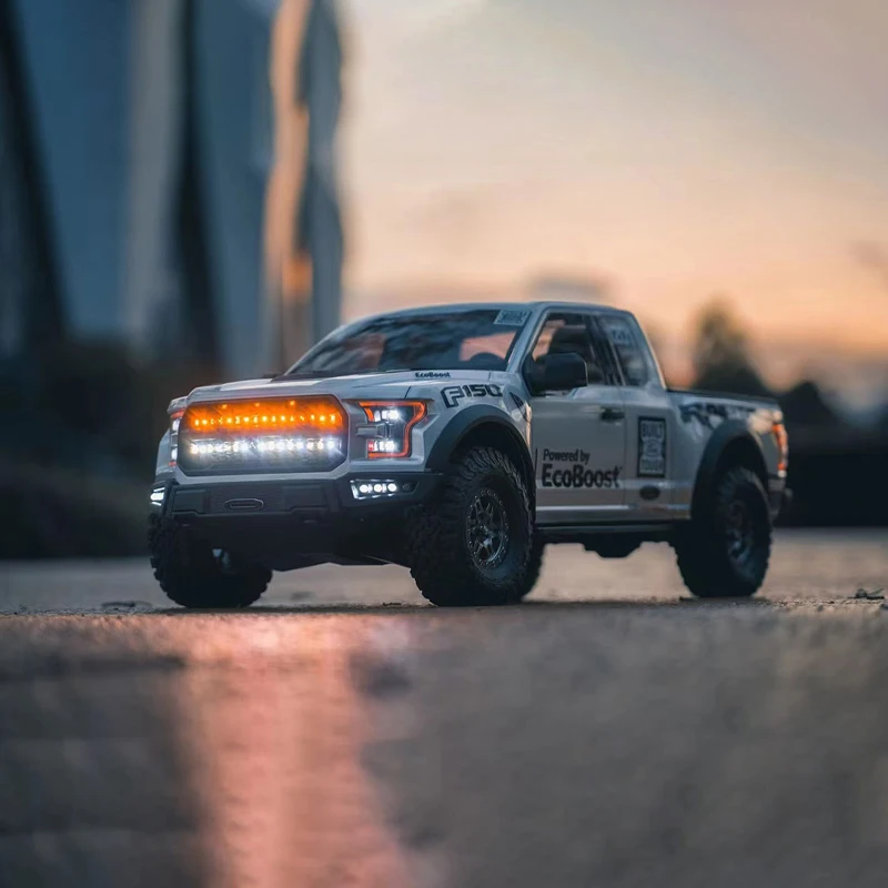 Km Thunder Nova Escala 1/8 Raptor F150 Pickup Truck Controle Remoto Carro de Escalada Elétrico RC com Bloqueio Diferencial Brinquedo de Simulação