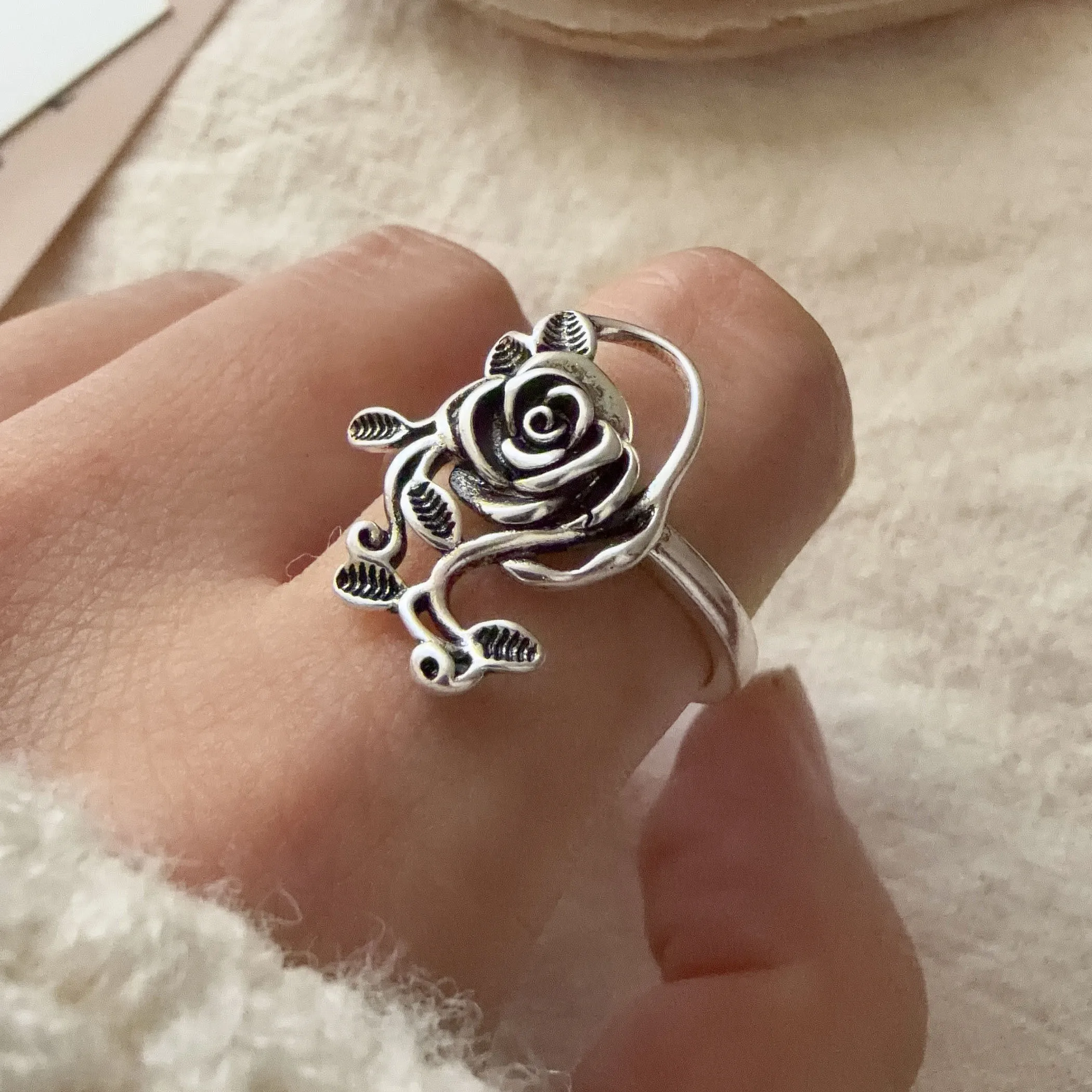 Women's 925 Sterling Silver Geometric Flower Ring