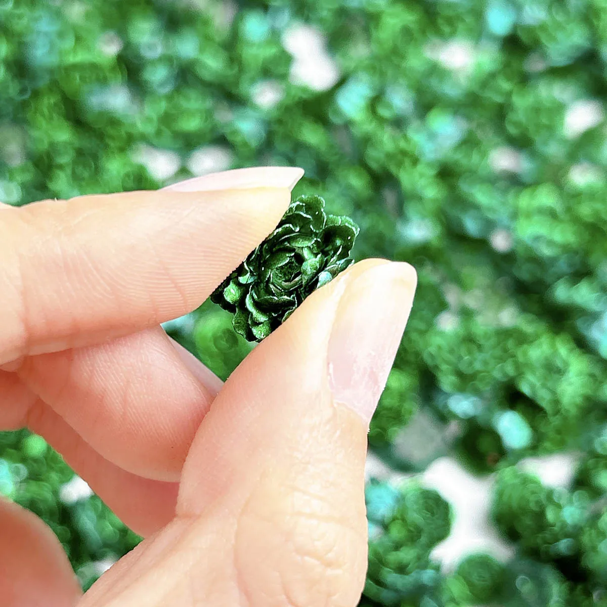 Minimalist Dark Green Rose Lotus Camellia Resin Nail Art Decorations Creative Shinny Soft Flowers Nail Charms DIY Earrings Nails