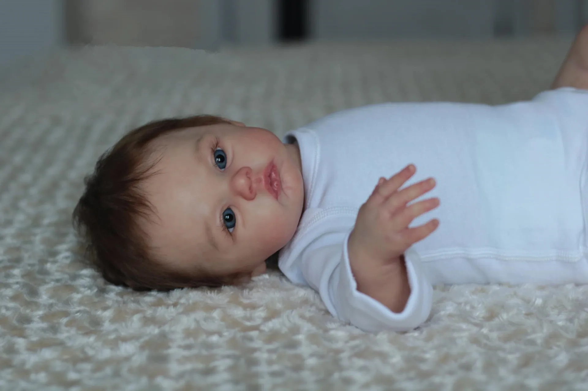 49 cm Lifelike Realistic Silicone Reborn Doll Handmade Dolls Cloth Body Bebe Reborn Newborm Child Girl With Pacifier Girls Gift