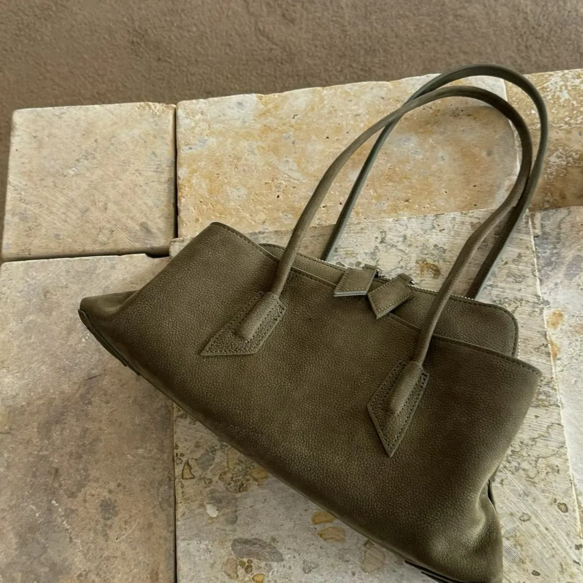 

The first layer cowhide irregular underarm bag new niche design large capacity vintage geometric layer fashion lady shoulder bag