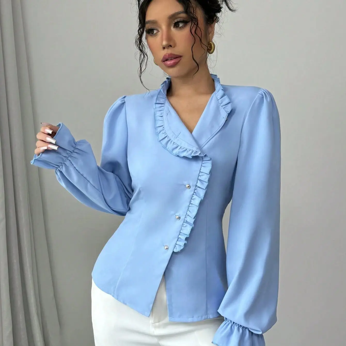

Ruffle Sleeve Blouse 2025 Spring Lace Trim Shirt Women's Vintage Royal Style Layering Top