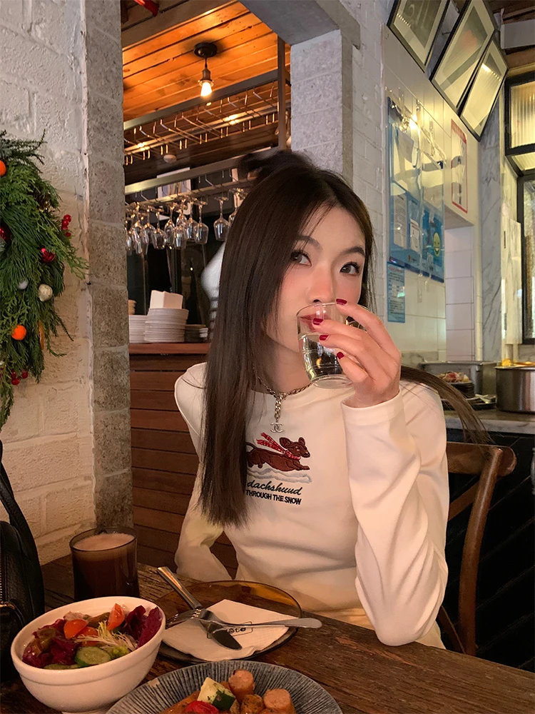 Long Sve Women's Base irt 2024 New Autumn Winter Slim Fit Embroidered Small Size T-irt Inner Wear Commute Sle round ...