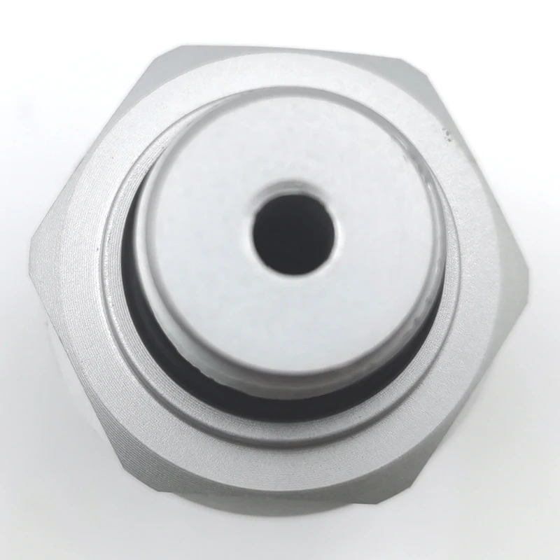 New For DAF CF/XF F7 / For Scania Bus Truck OE:4410442020 4410442030 2020259 1889798 Fuel Oil Pressure Switch Sensor