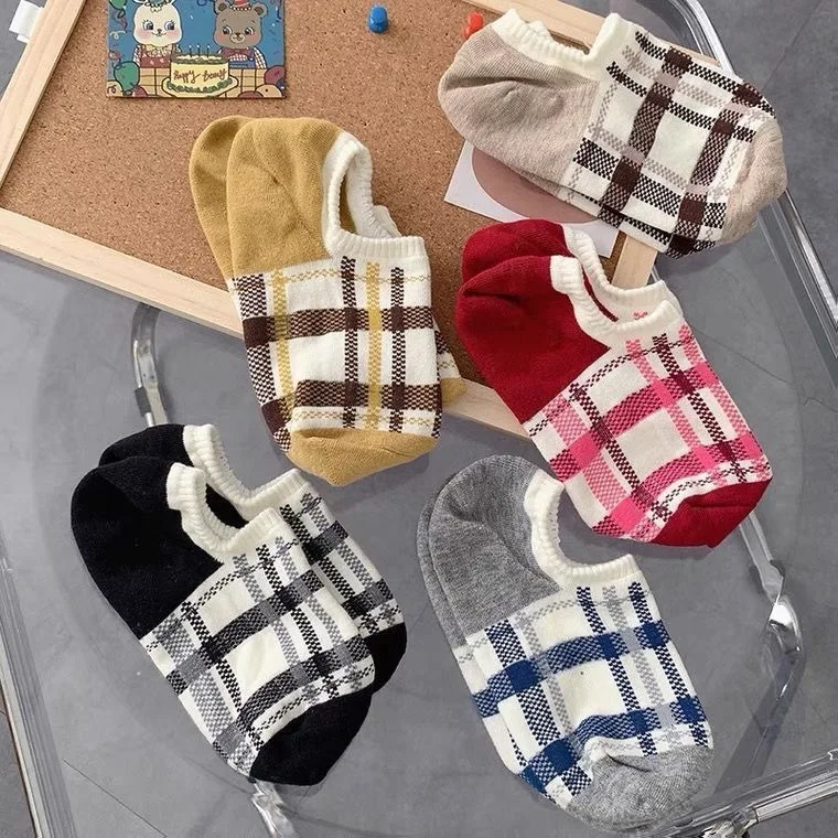 Socks Children's Autumn and Winter Explosive Vintage Mid-tube Socks Coffee Color INS Diamond Tide Socks Thick British Style