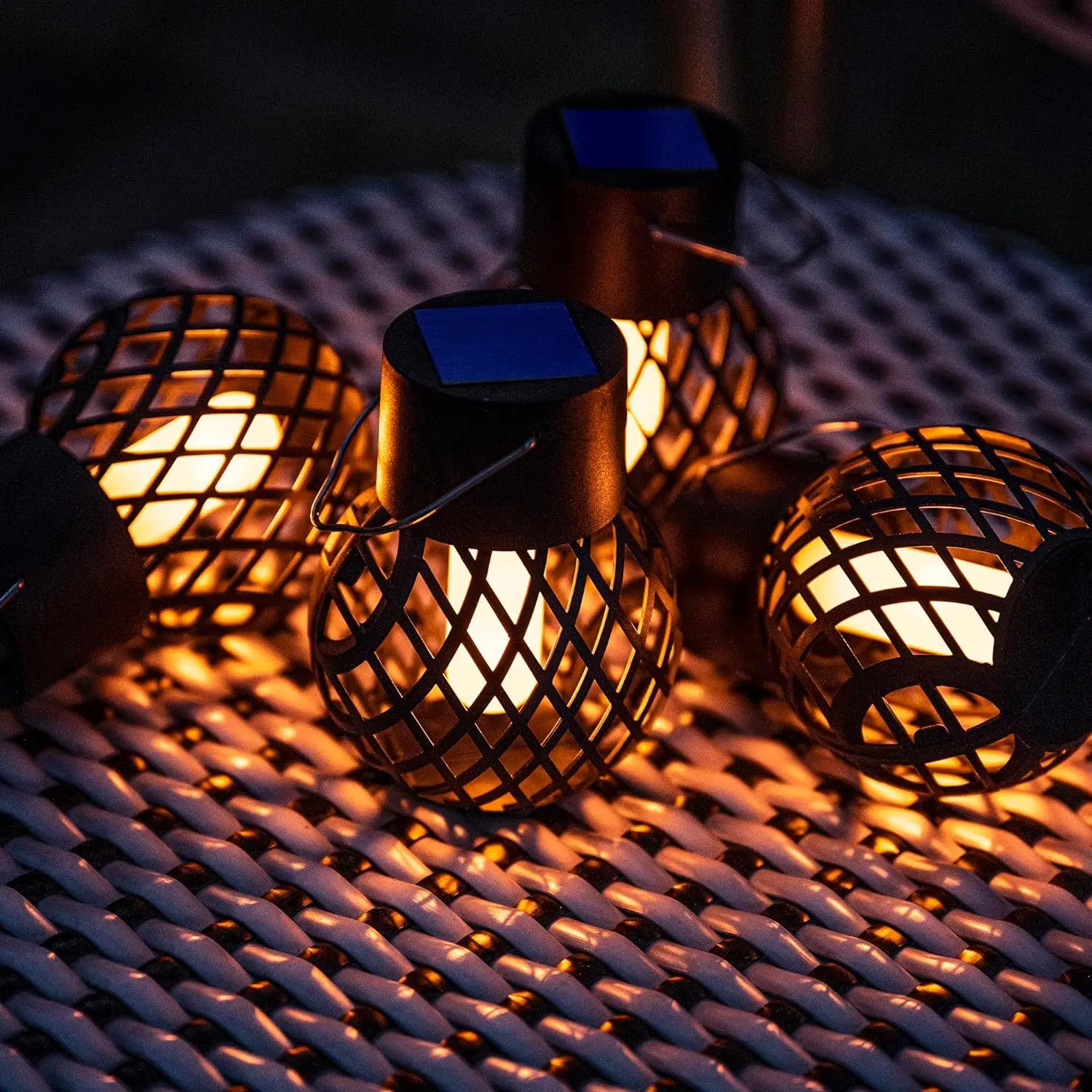 Outdoor Solar Hanging Flame Lamp with Hollow Design, Branch Atmosphere LED Light for Courtyard Garden Pendant Light