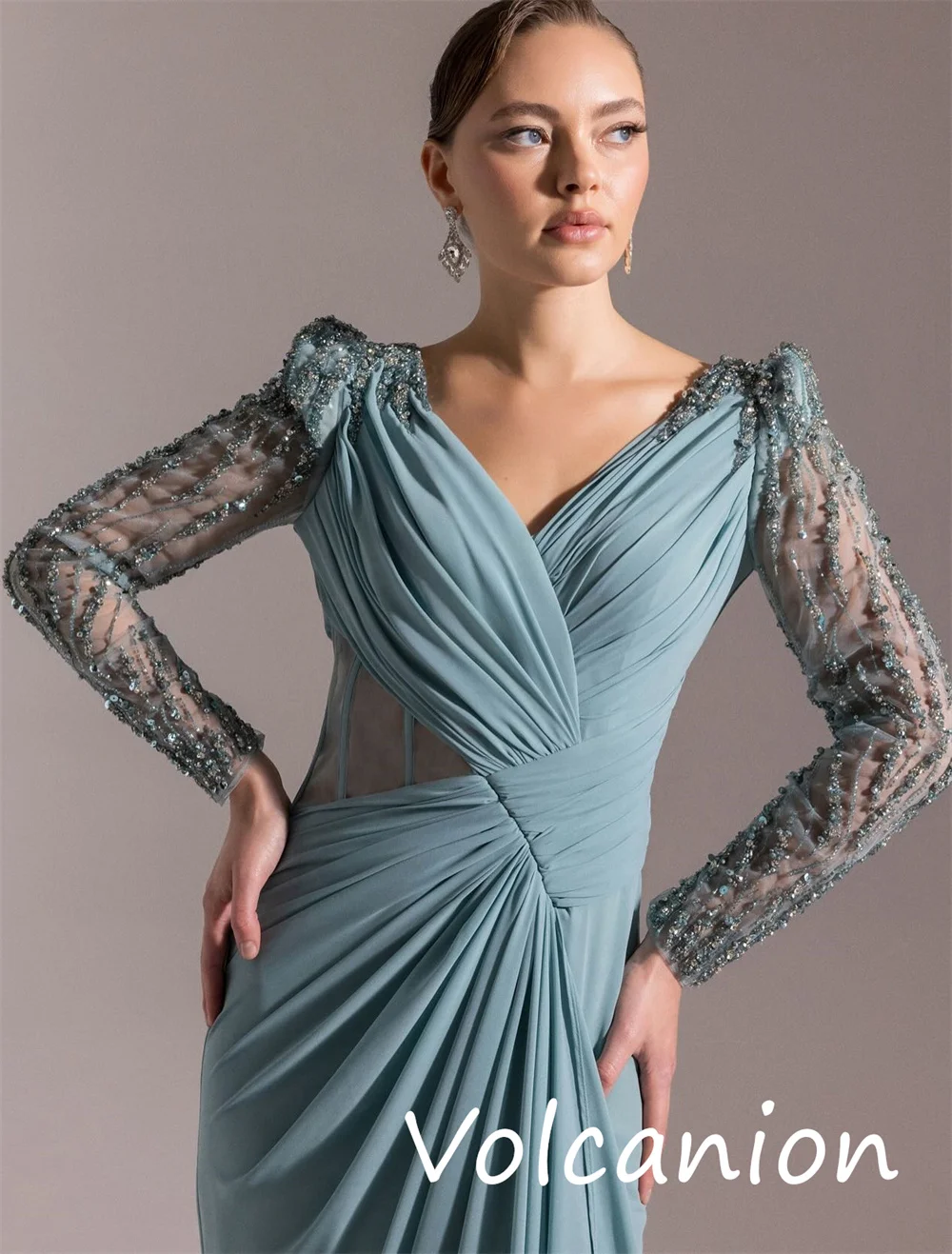 カスタマイズされたスパークルマッチングジャージスパンコールプリーツストレートVネックロングドレスオーダーメイドオケージョンファッション