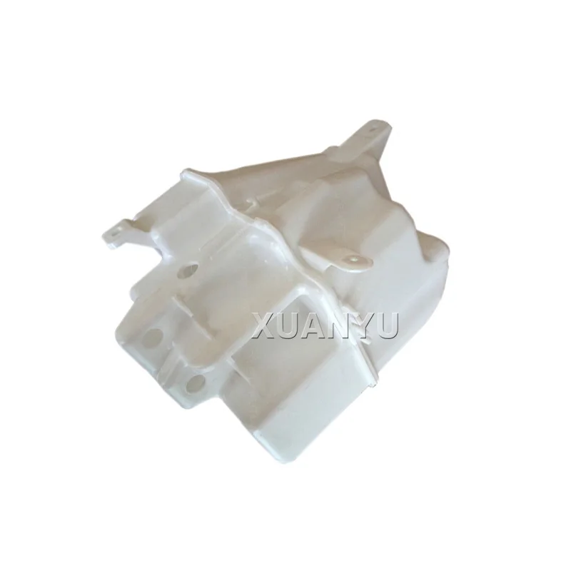 Wiper Windshield Washer Reservior Tank LR002305 For Land Rover LR2 L359 2.0T 2.2T 3.2L