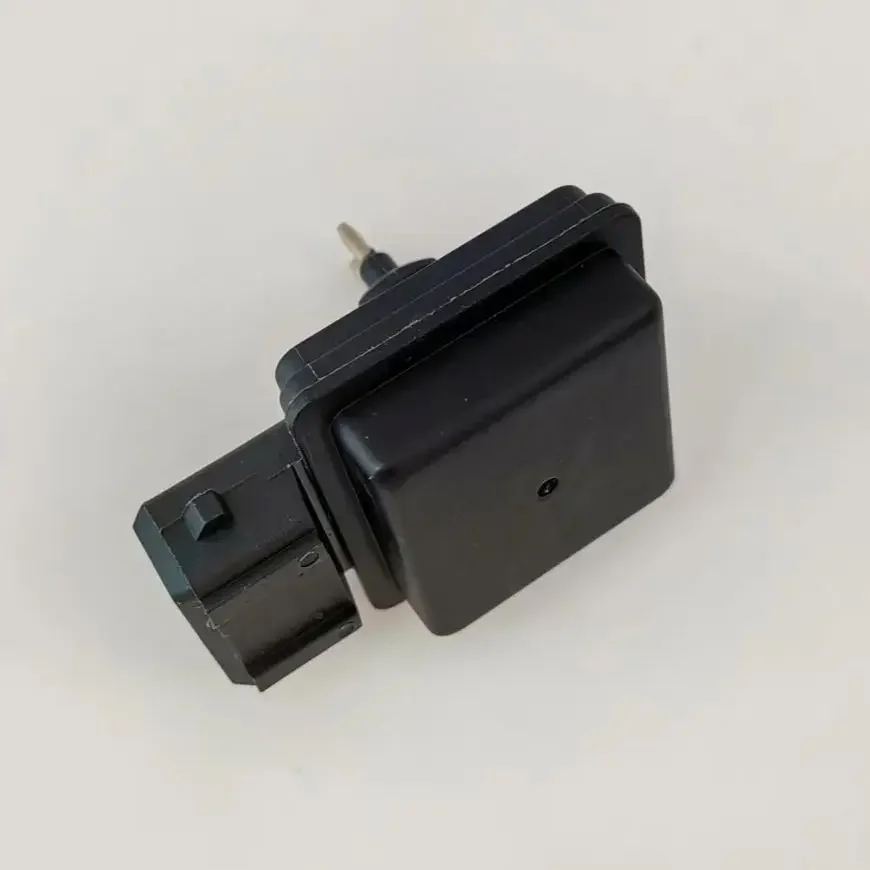 FOR CITROEN 1.4 1.6 HDi 1.8 1.9 2.0D SD TD HDi PEUGEOT 306 405 607 Radiator Coolant Level Sensor 9646901580 63299059 9609955680