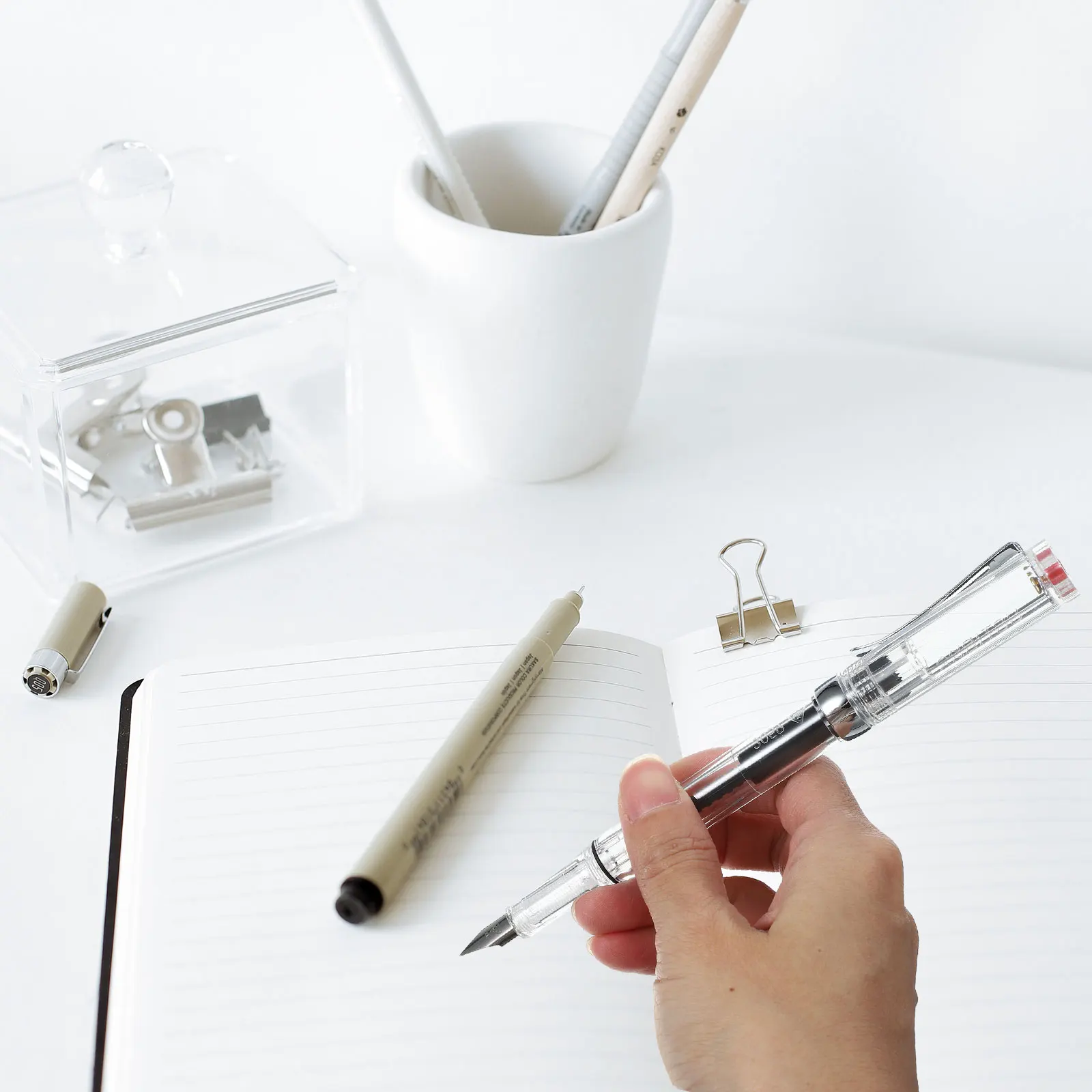 

Transparent Fountain Pen Lightweight Easy Carry for Calligraphy Homework Business Gift Smooth Writing Fountain Pen