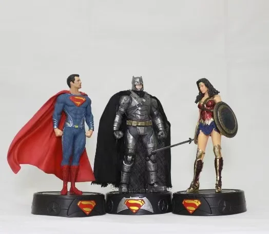 Justice League DC Anime Batman Wonder Women Superman Model Toy Superheroes Figure Ornaments sculpture Collectible toys Gifts