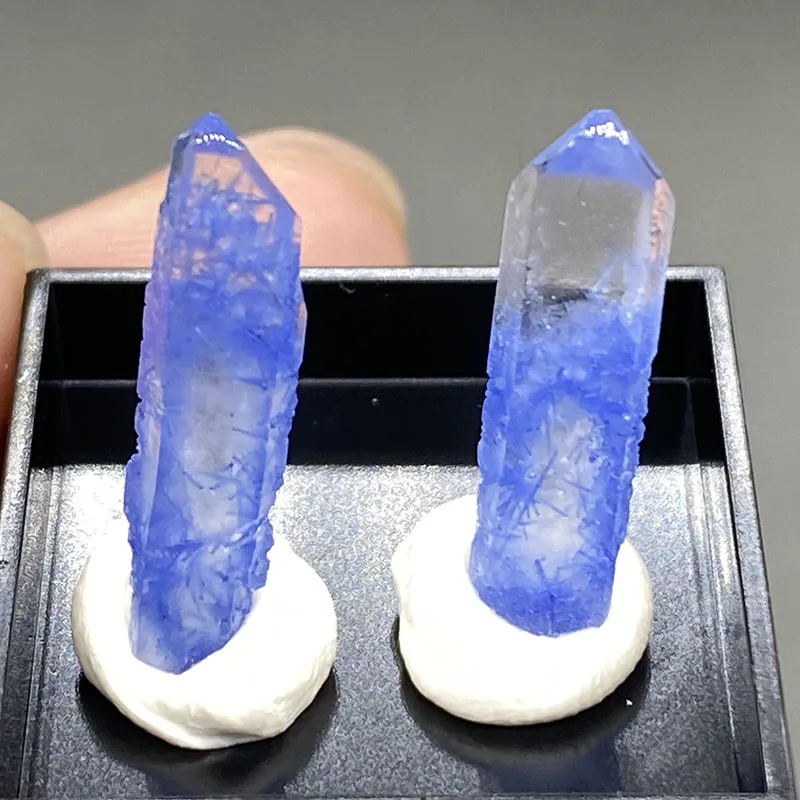 

100% Natural Brazil Blue platinum—crystal Gems mineral specimens (can be used to make pend Raw) Box size:27*27*25mm