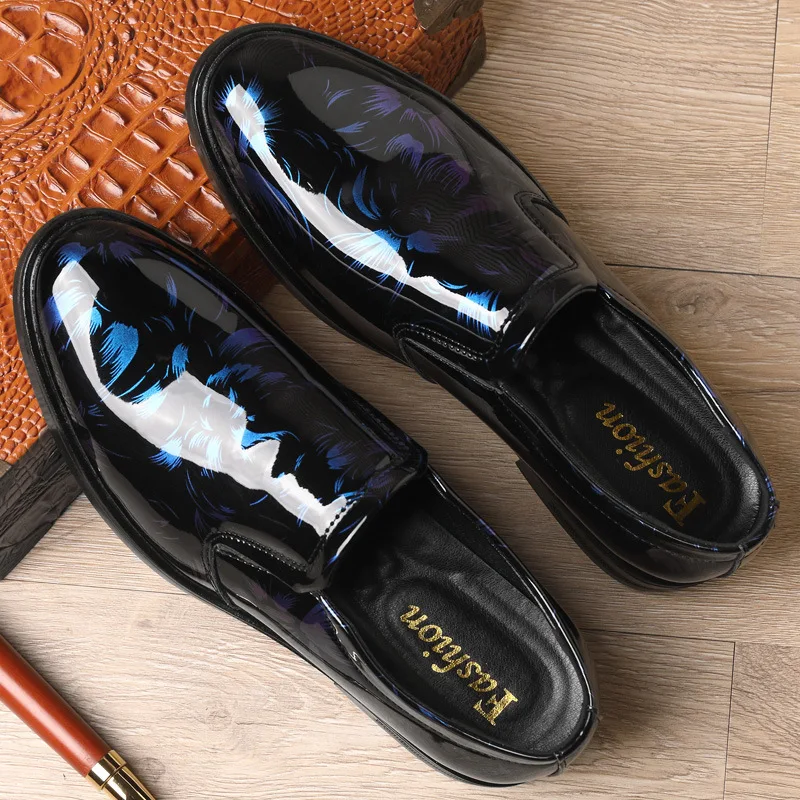 2025 New Leather Shoes for Men Floral Pattern Men's Formal Shoes Luxury Business Oxford Male Office Wedding Flats Mocassin Homme