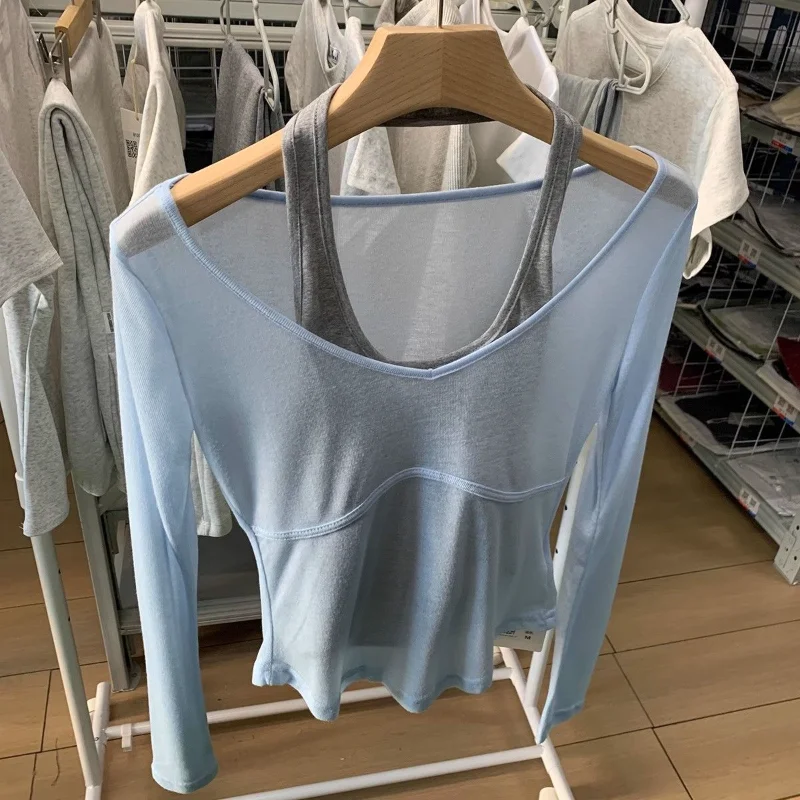 

V-neck Tulle Solid Color Long-sleeved T-shirt Suspender Base Shirt Two-piece Top