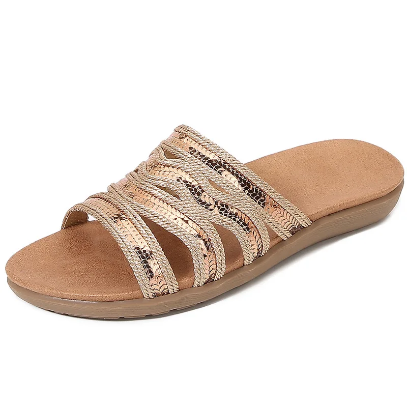 

Женские мягкие блестящие шлепанцы на каблуке, большие размеры, бежевые, черные, с перфорацией, удобные, из желеобразного материала