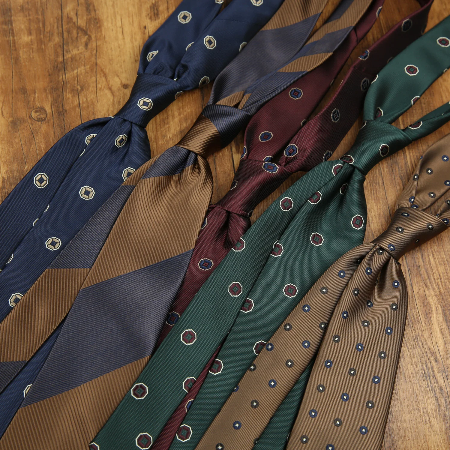gravata-vintage-artesanal-masculina-formal-de-negocios-estilo-coreano-para-casamento-noivo-casual-estampada-listras-de-8cm-de