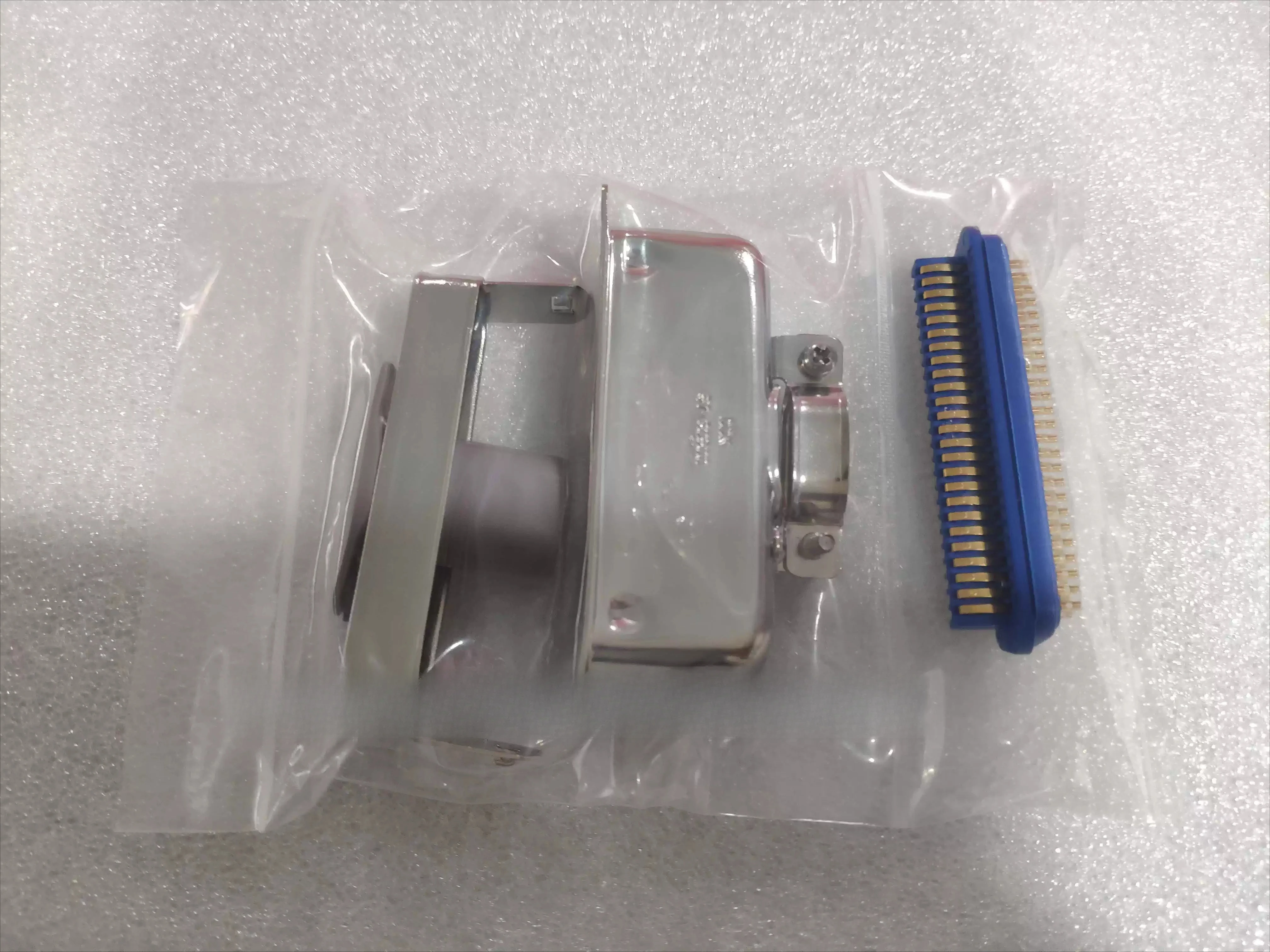 

Brand New Original Imported Connector Plug 57-30500 Sublimation Blanks Garden Tools Car Accessories