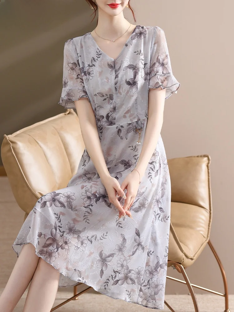 

Летнее платье для молодых мам с цветочным принтом, шифоновое, свободного кроя, с V-образным вырезом, для женщин среднего возраста