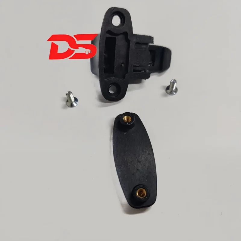Car parts Bus Window Slide Glass Lock Buckle 6291095702 for Toyota Coaster  62910-95702 SIDE WINDOW LOCK ASSY view 5