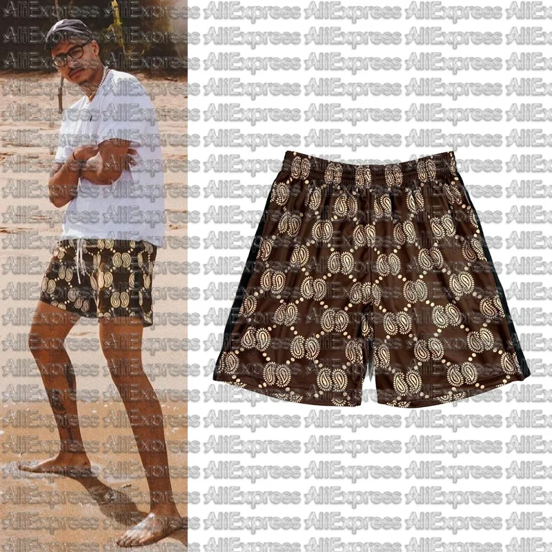 American Retro Brown Bottom Cashew Flower Full Print Sports Shorts for Men, Quick Drying Loose Basketball Beach Pants