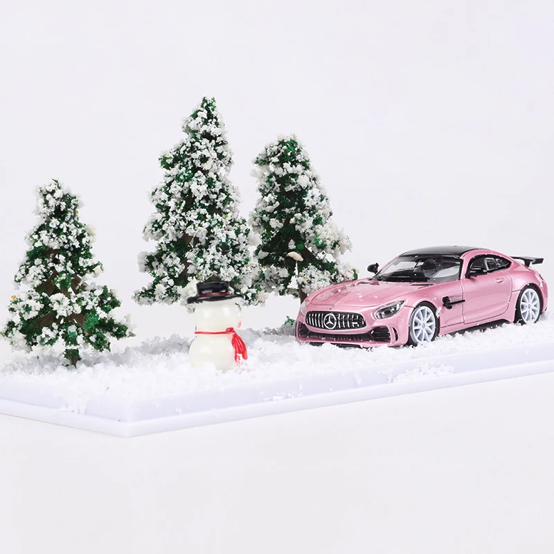 Fine Works 1:64 AMG GTR Christmas Edition Alloy Model Car