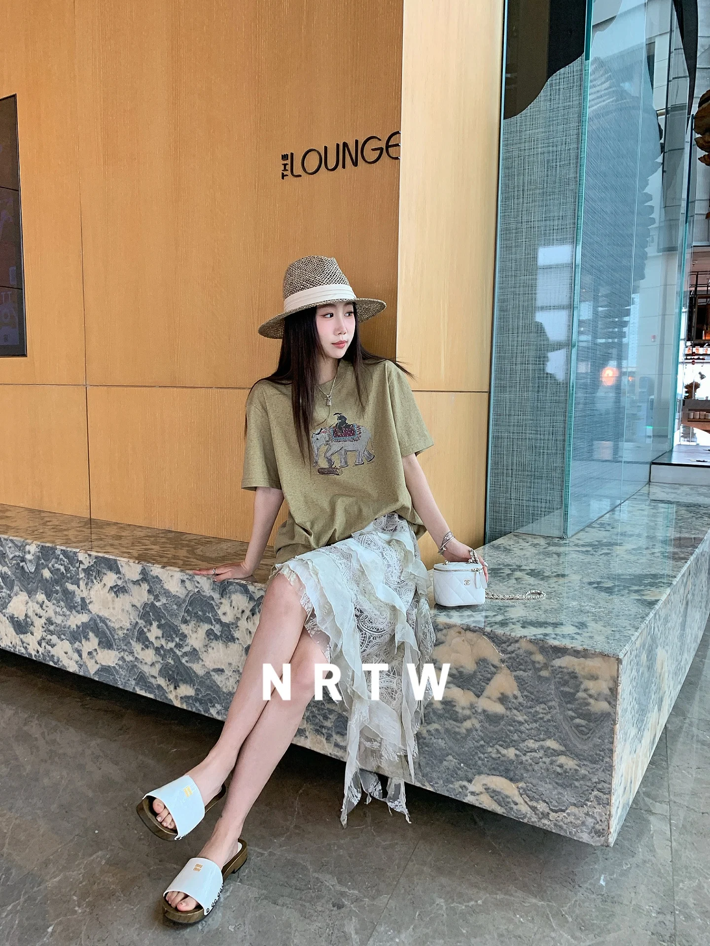 

Loose Oversize Elephant Knight Print Short Sleeve T-Shirt American Retro Style Breathable round Neck Top for Women