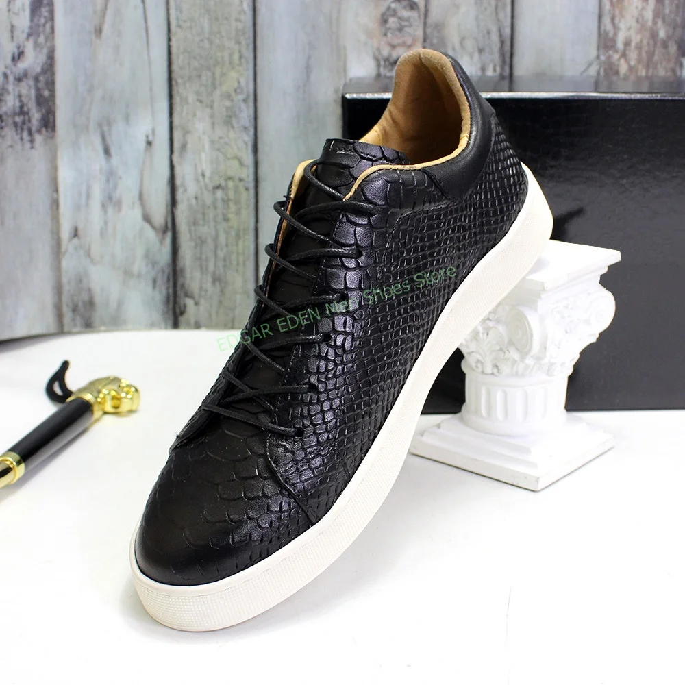 High Quality Crocodile Print Men\'s Leather Shoes Lace Up Flat Heel Round Toe Men Black Red Casual Single Shoes