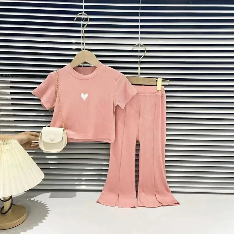 Vêtements pour bebes filles، hauts et bas coréens، tenue en form de cuore، تي شيرت et pantalon decontractes، ensemble de vêteme