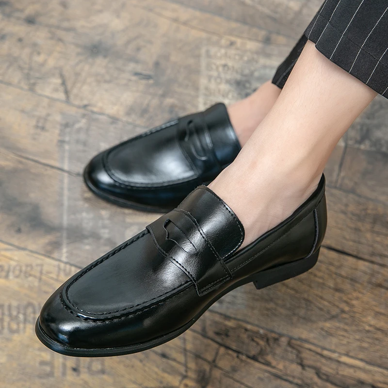 Size 38-48 Le Fu Shoes Men Lightweight Comfortable Fashionable Small Leather Shoes Men Business Brand Shoes Outdoor Travel Shoes