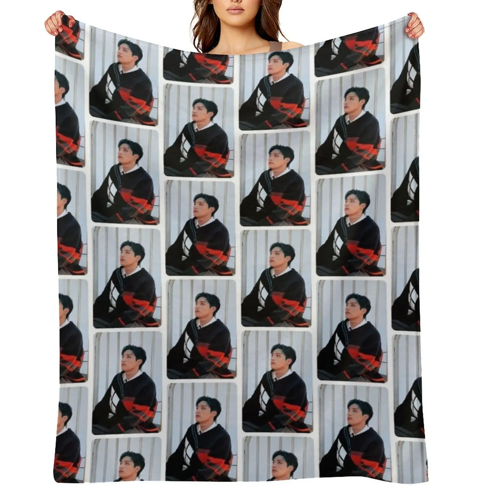 

Keeho P1Harmony P1H Siren Throw Blanket Sofas Single Thermal Multi-Purpose Blankets