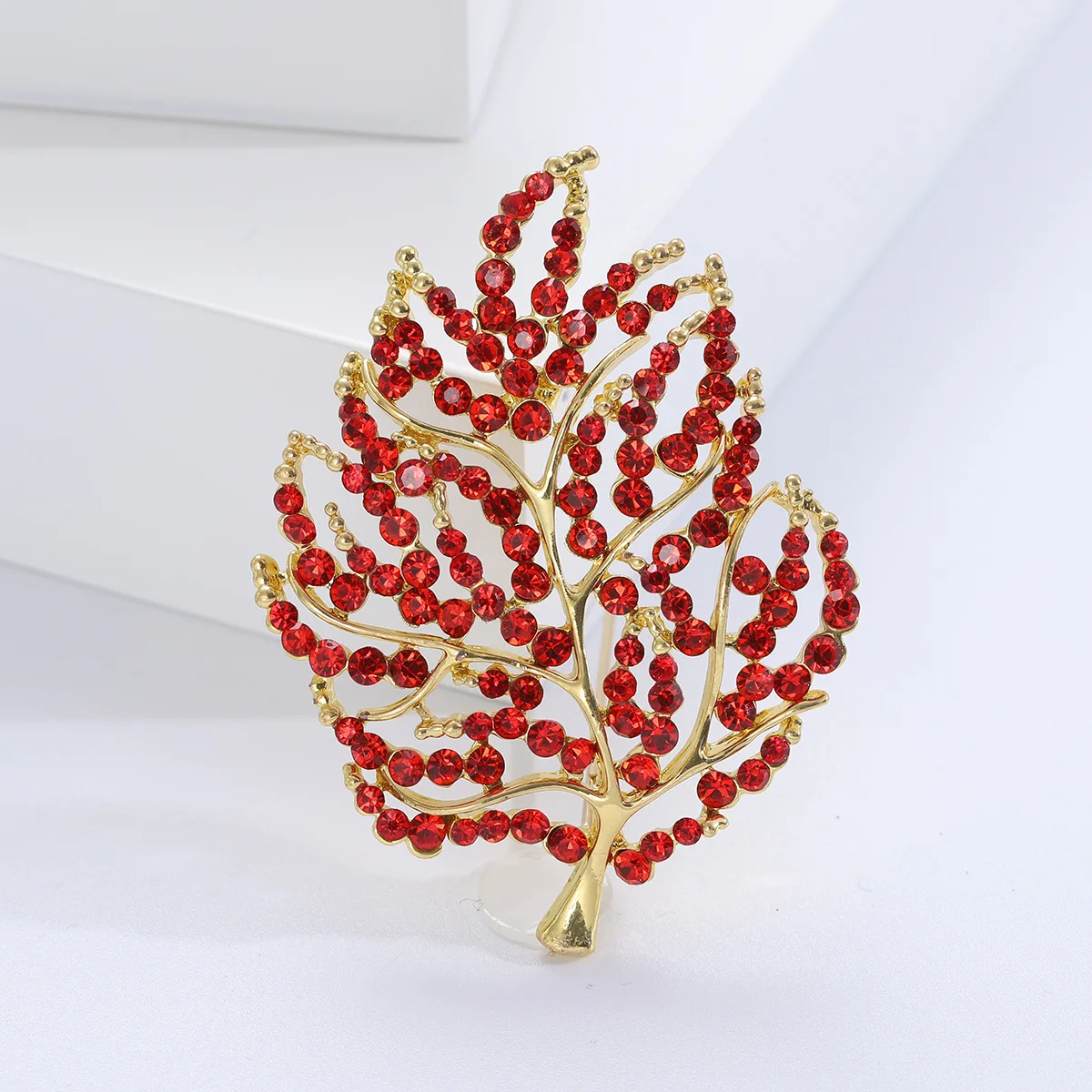 Hollow Out Rhinestone Leaf Brooches Women Unisex Unisex 6-color Plant Party Wedding Daily Office Clothing Suit Coat Accesories