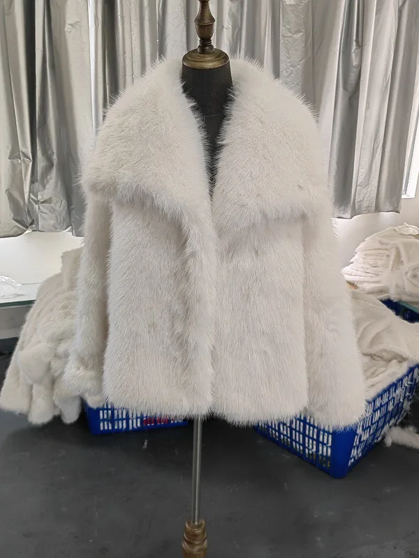 Faux Fur Coat Women Solid Fur Jacket Turn Down Collar Long Sleeve Single Breasted Loose Thick Warm Fur Casual 2025 Autumn Winter