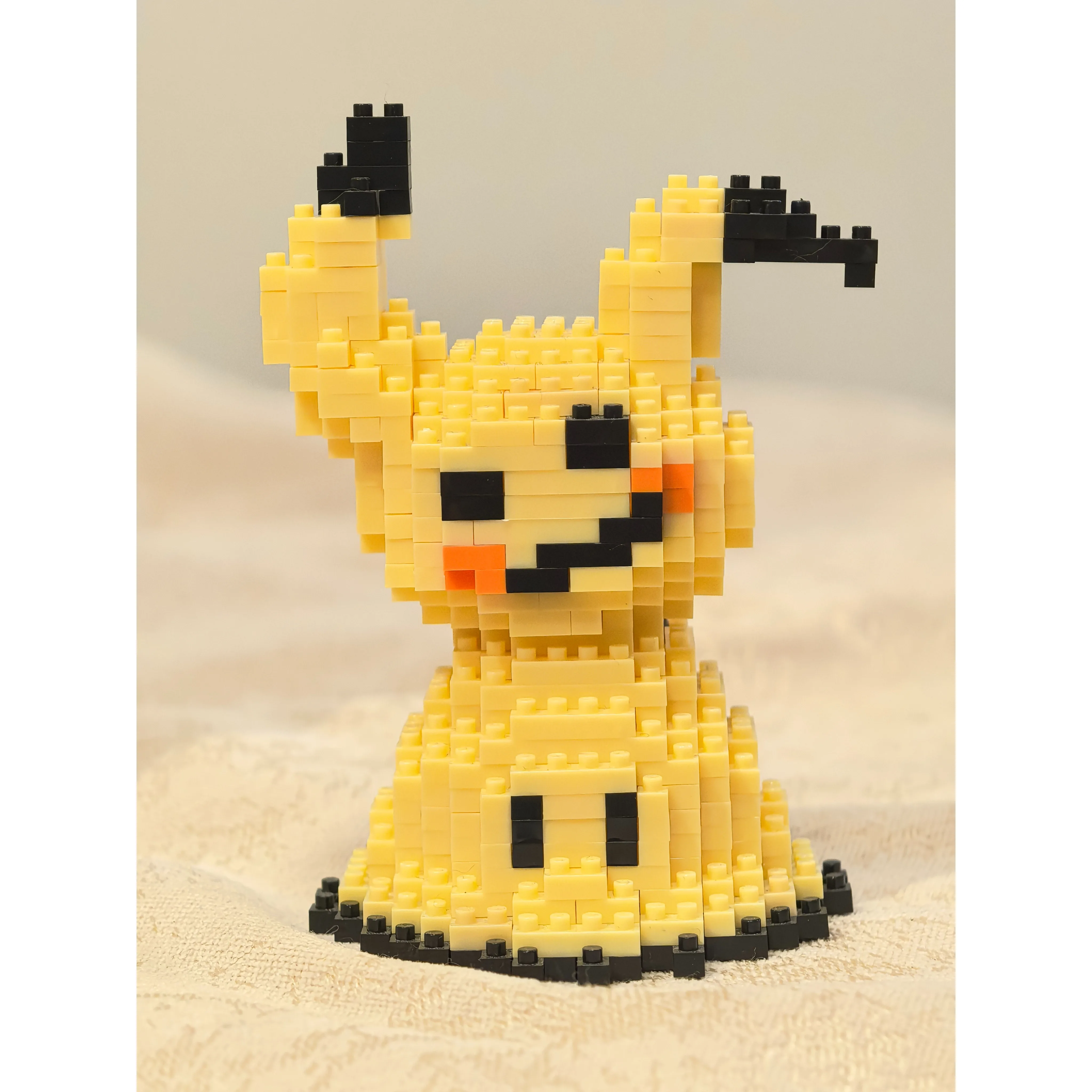 Uroczy Pokemon Marowak Lucario Mimikyu Klocki Konstrukcyjne Piplup Mega Rayquaza Charizard Zmontowany Mini Zestaw Klocków na Prezent Świąteczny — 2