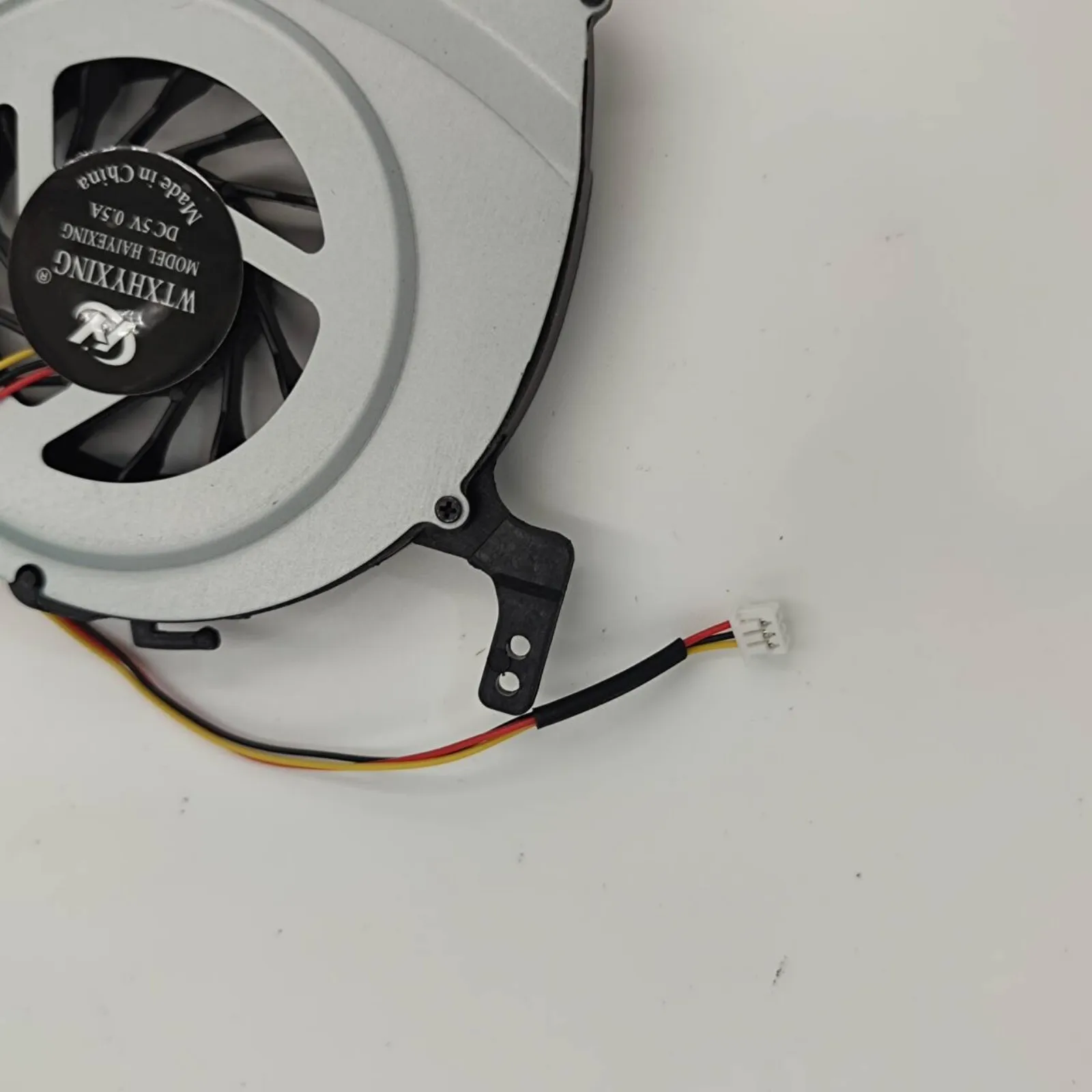 

for Toshiba Satellite L600 L645 L600-01B l600-59r L600-57B L600-58W Laptop CPU Cooling Fan
