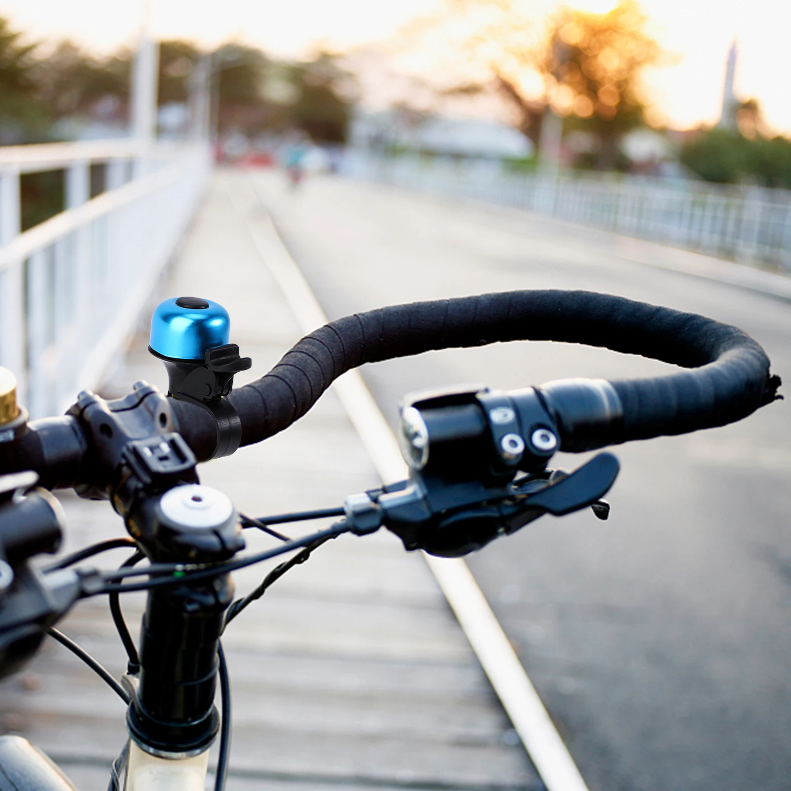 

Mini Bicycle Bell Red 30Mm Alloy Loud Handlebar Ring Horn Adjustable Mount For Bike Cycling Sound