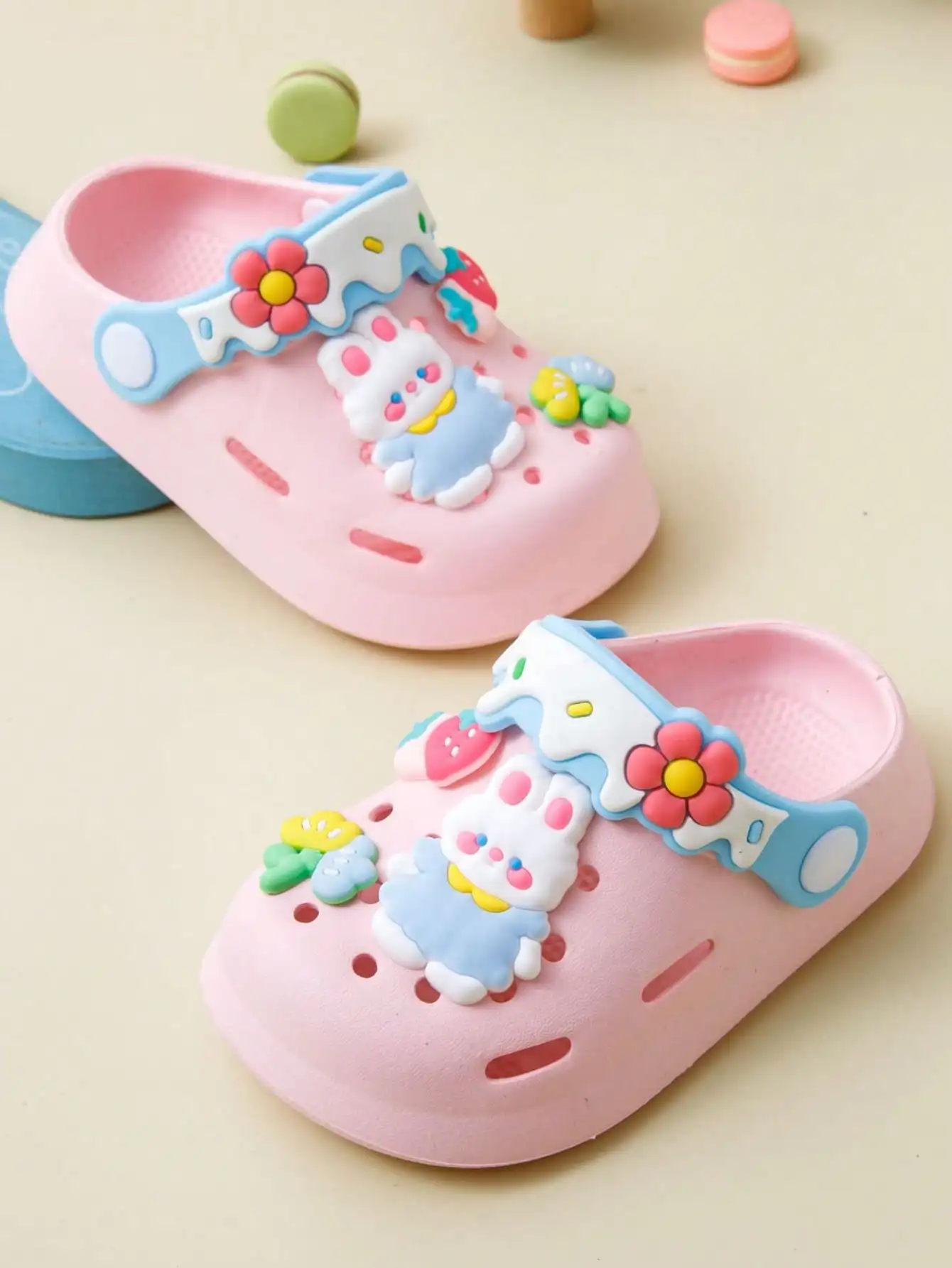 

Детские летние дышащие нескользящие сандалии с мягкой подошвой и отверстиями, пляжные тапочки