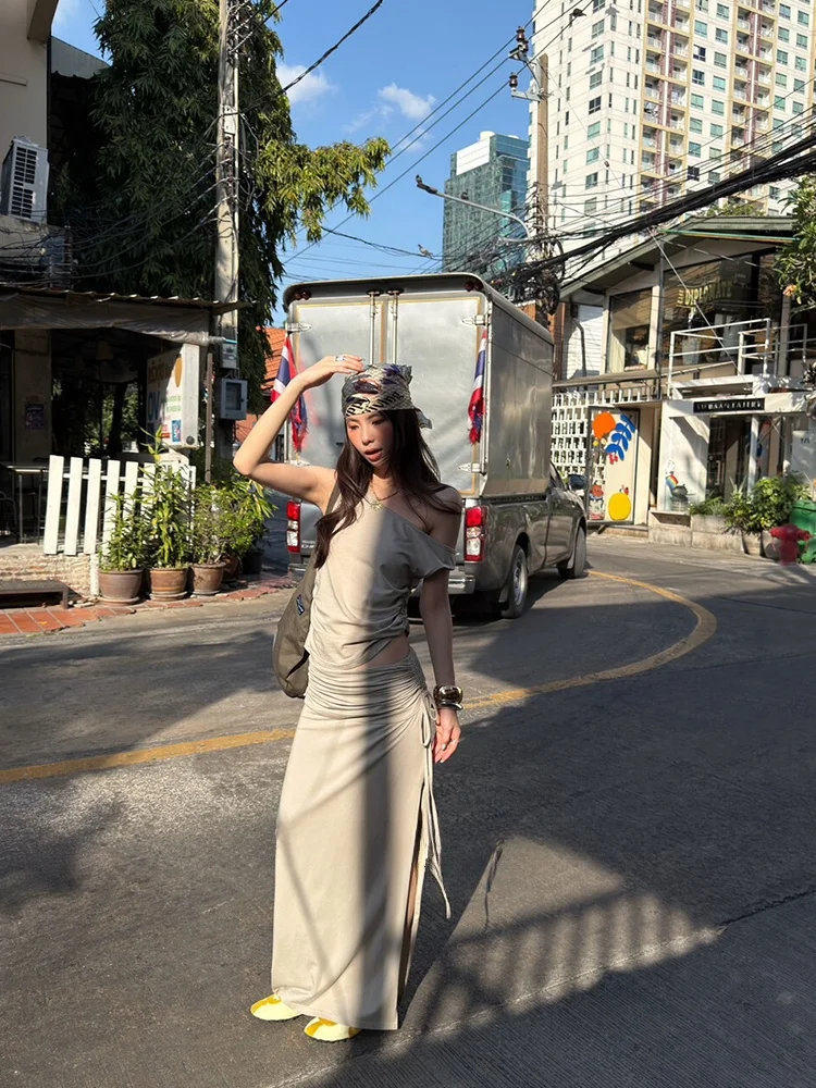 

MMFI2026 Весна-Лето Новинка: Корейский комплект из топа-жилетки с завязками и юбки с высокой талией для женщин – Модный ансамбль