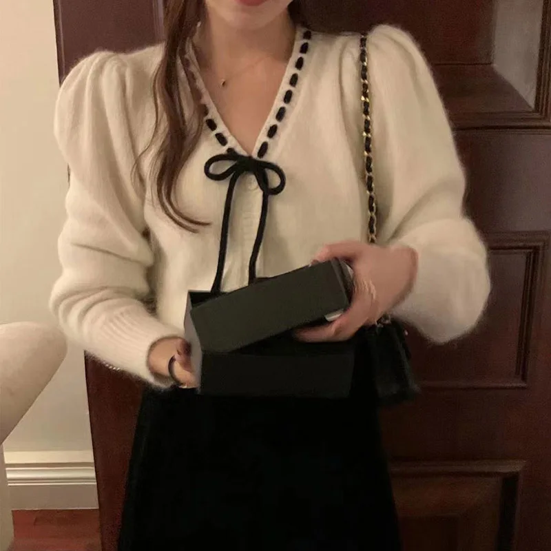 

Длинный свитер Све с белым узлом, пальто, женский весенне-осенний тонкий вязаный топ, милый V-образный вырез, застежка на одной пуговице