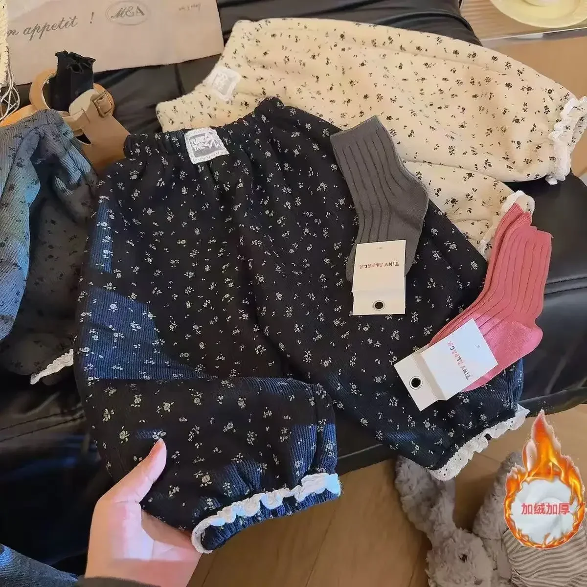2026 Neue Winter-Baby-Mädchen-Hosen mit Print im koreanischen Stil, dick, warm, mit Baumwollpolsterung, lässige Kinderhosen, Größe 80-150 – Detail 7