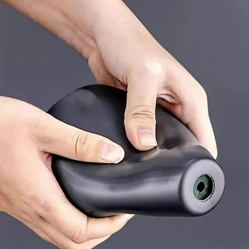 

Упаковка из 2 чистящих средств с ТПЭ, удобных и долговечных для длительного использования в домашних ванных комнатах.